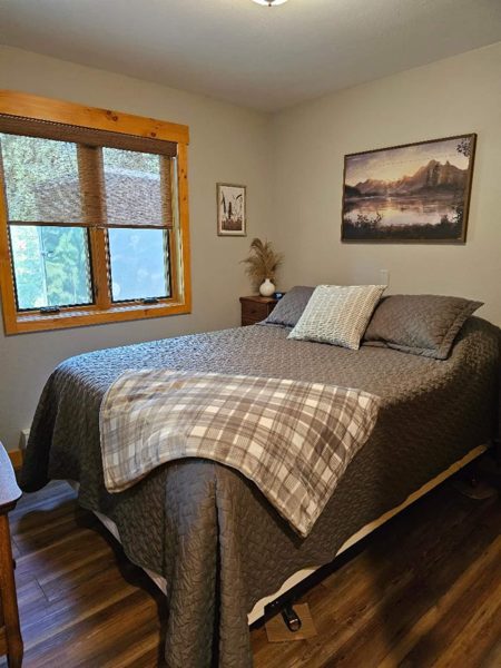 Queen bedroom