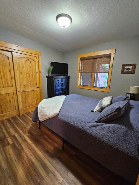 Second queen bedroom